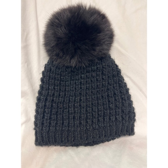 Kyi Kyi Classic waffle beanie with fox fur, made in Canada, black - Picture 1 of 6